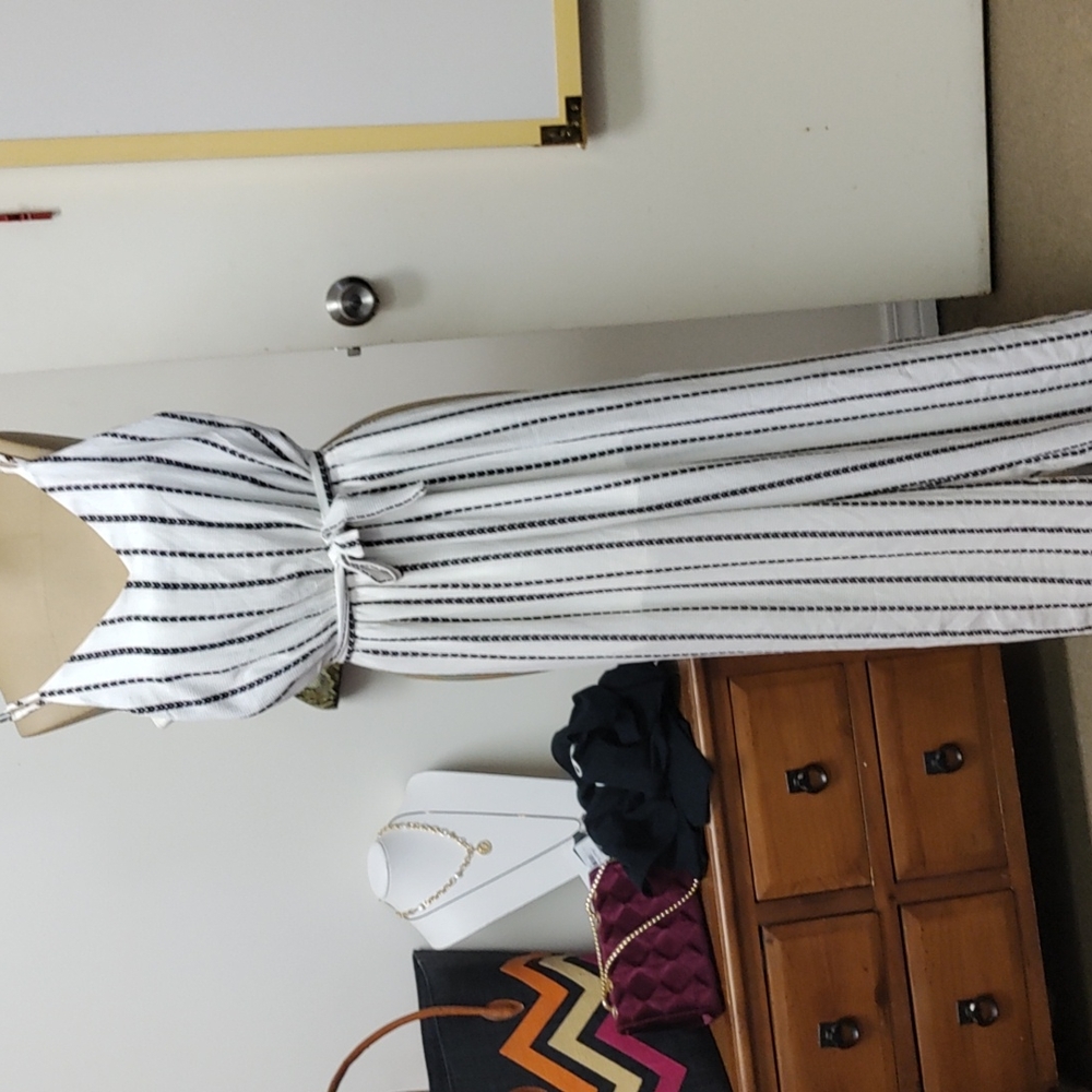 White with Black stripes Romber
